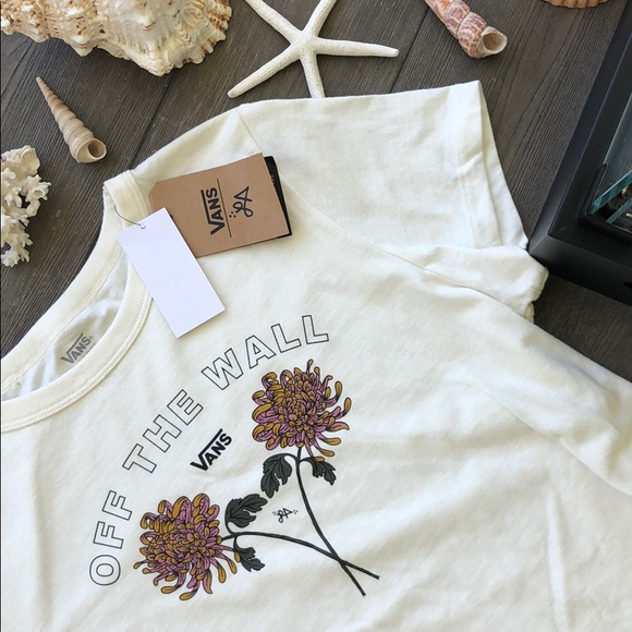 🌴🌼VANS- LIZZIE TEE🌼🌴 - Picture 4 of 11